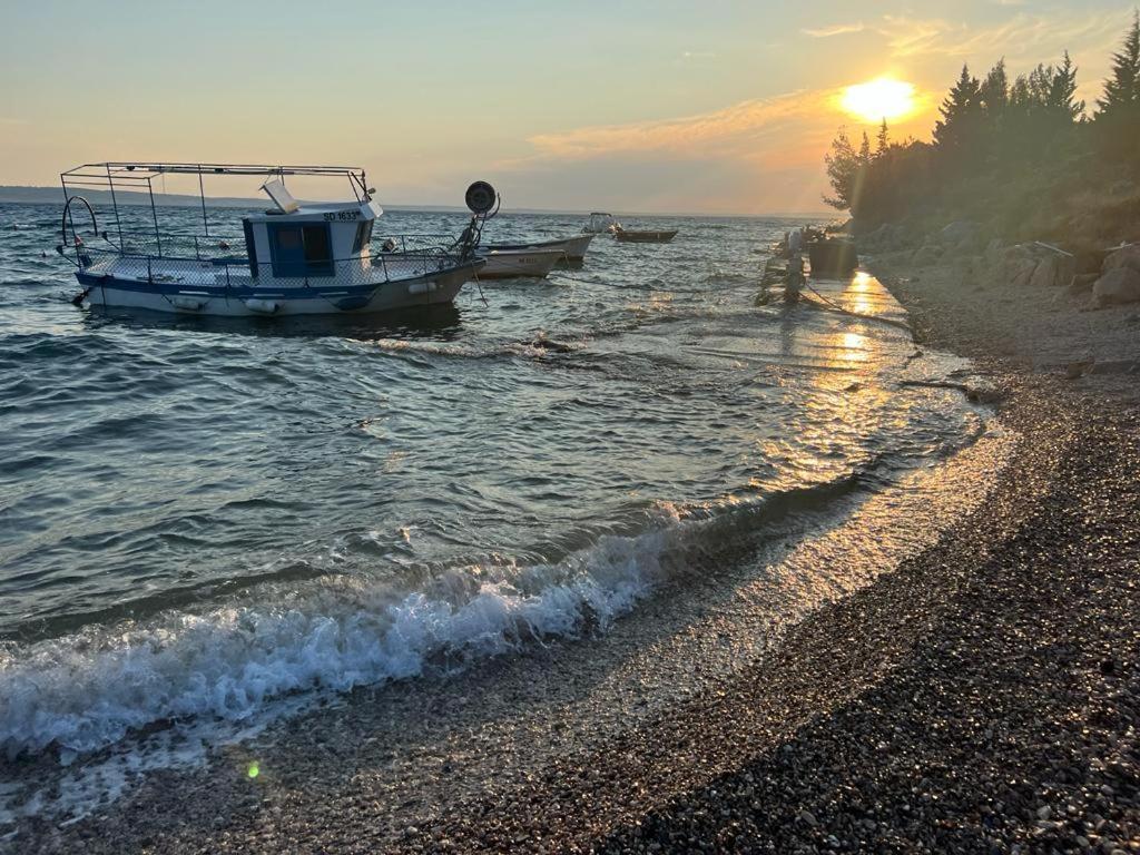 Apartmani Tin Starigrad Exterior photo