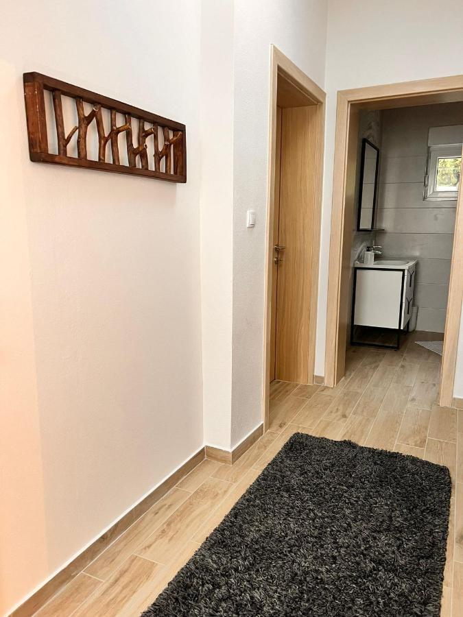 Apartmani Tin Starigrad Exterior photo
