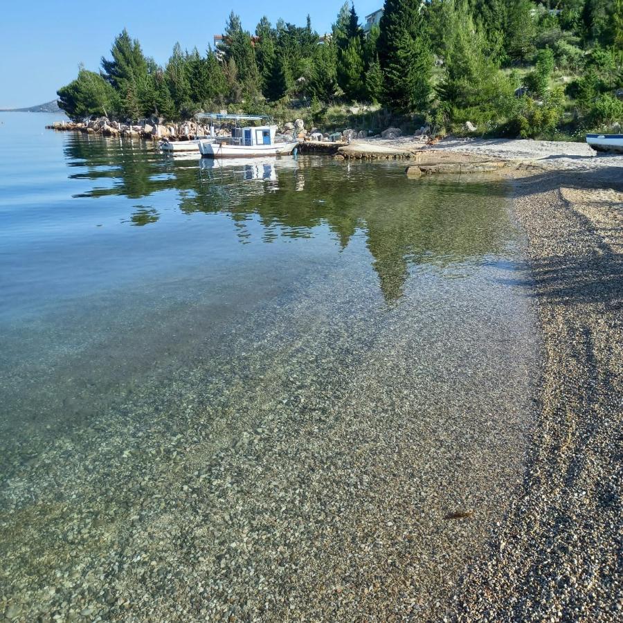 Apartmani Tin Starigrad Exterior photo